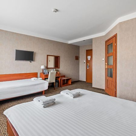 Hotel Diament Vacanza Katowice - Siemianowice Siemianowice Śląskie Extérieur photo