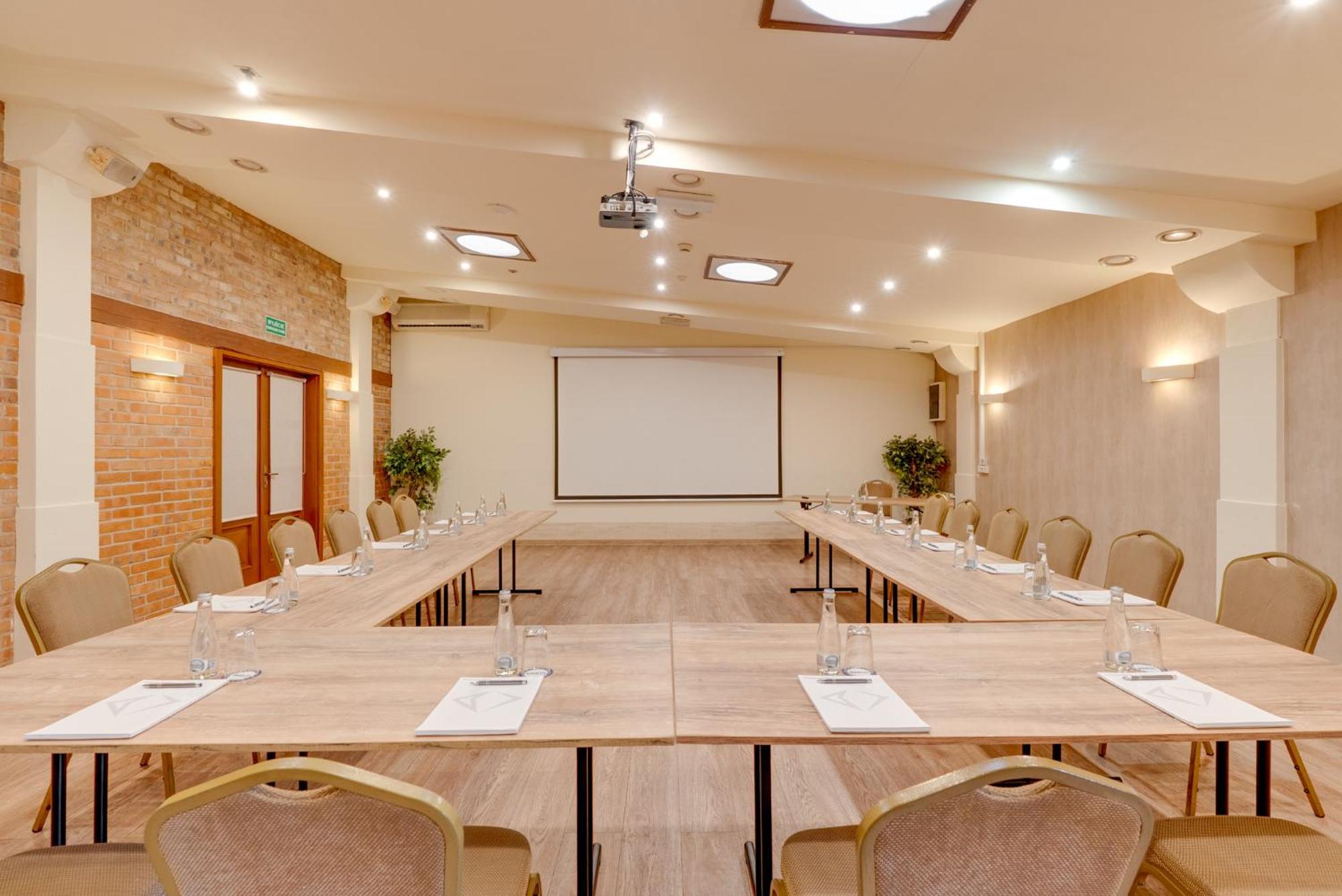 Hotel Diament Vacanza Katowice - Siemianowice Siemianowice Śląskie Extérieur photo