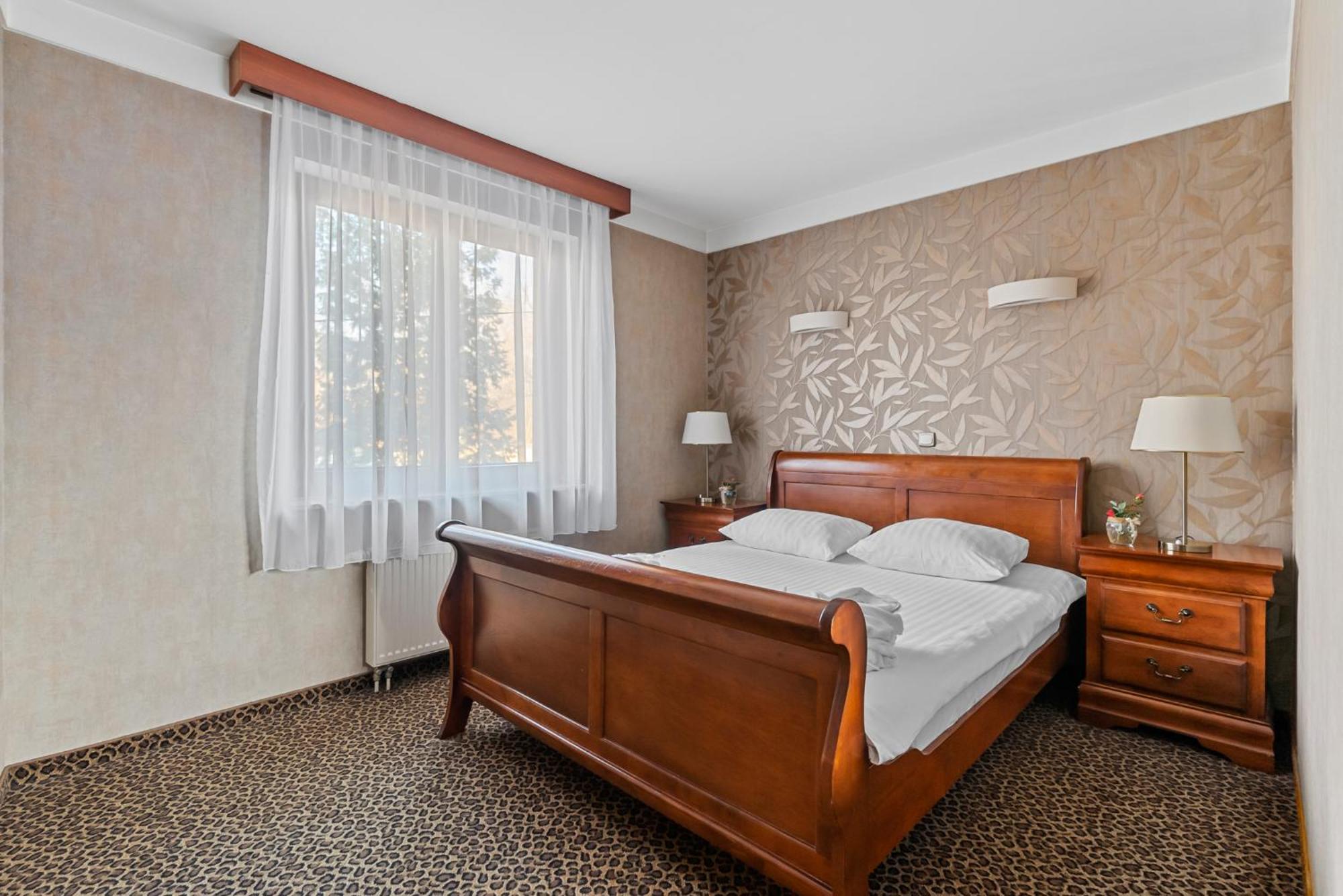 Hotel Diament Vacanza Katowice - Siemianowice Siemianowice Śląskie Extérieur photo