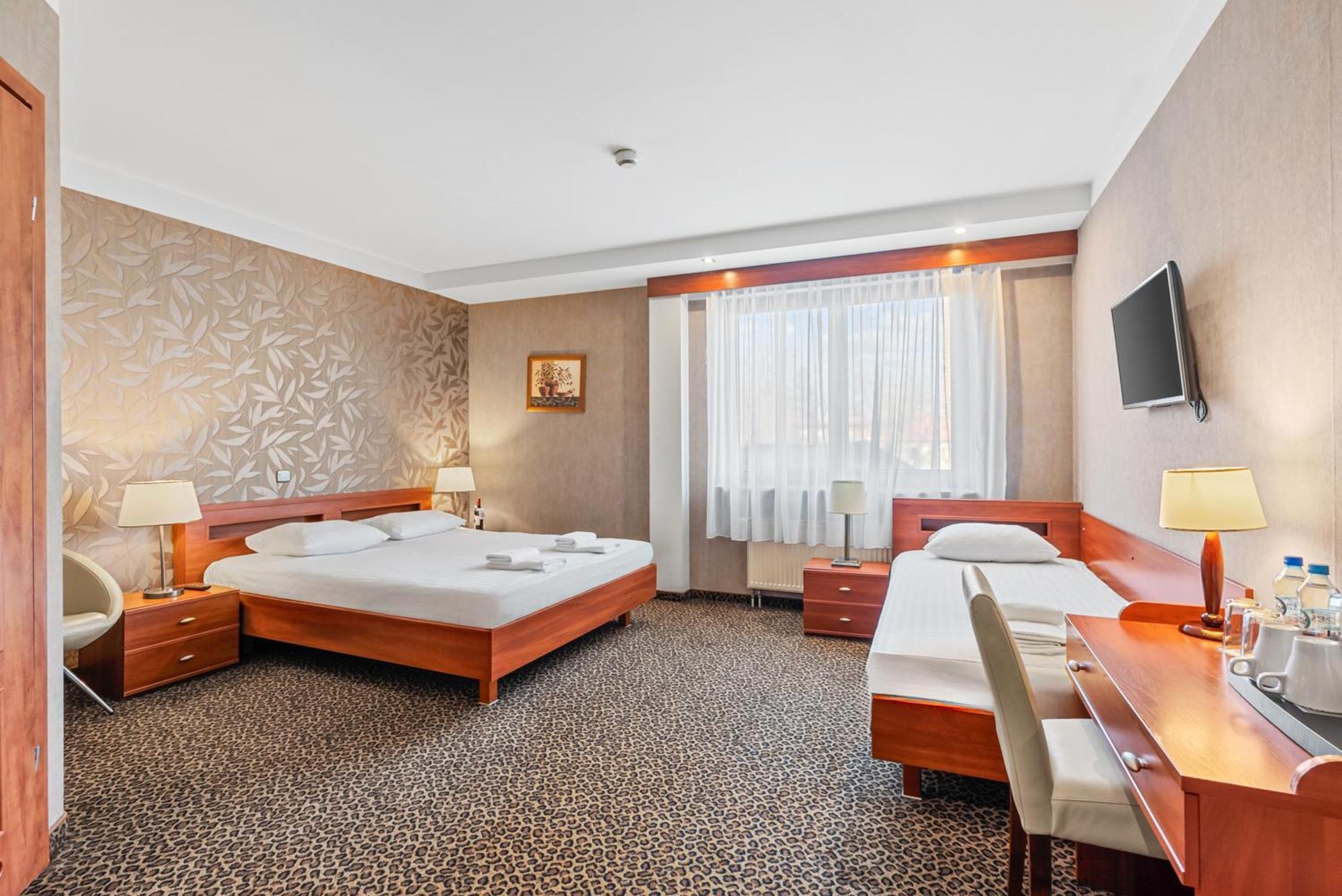 Hotel Diament Vacanza Katowice - Siemianowice Siemianowice Śląskie Extérieur photo