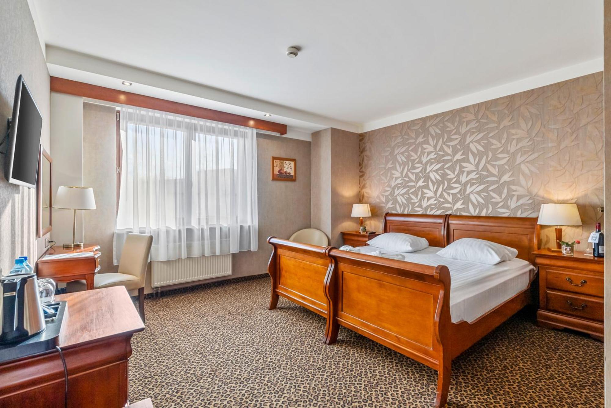 Hotel Diament Vacanza Katowice - Siemianowice Siemianowice Śląskie Extérieur photo