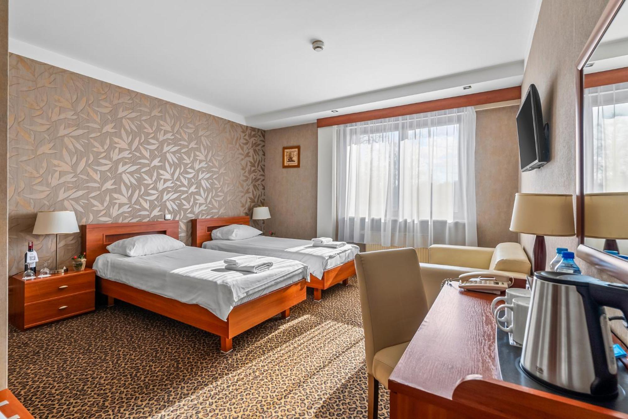 Hotel Diament Vacanza Katowice - Siemianowice Siemianowice Śląskie Extérieur photo