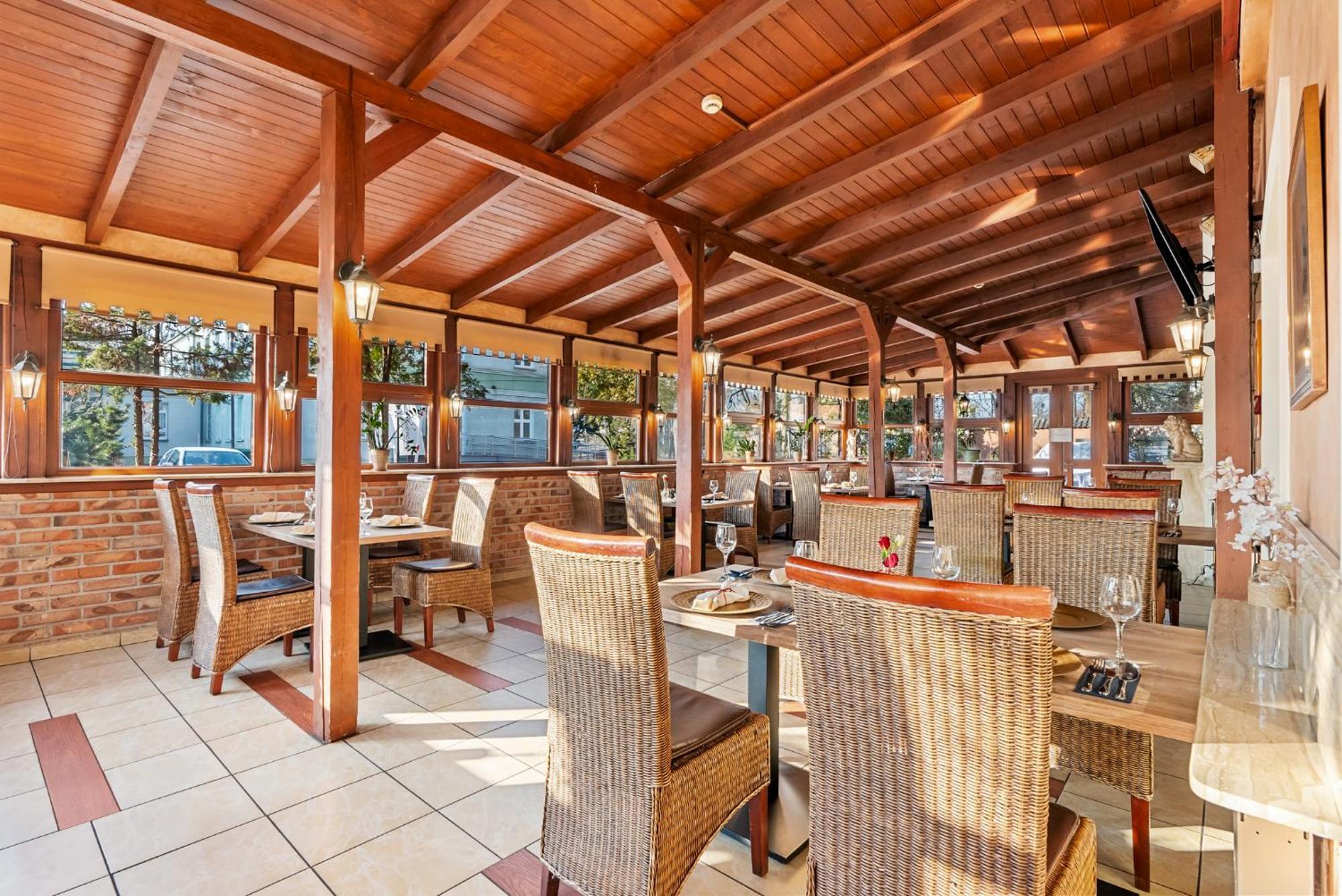 Hotel Diament Vacanza Katowice - Siemianowice Siemianowice Śląskie Extérieur photo